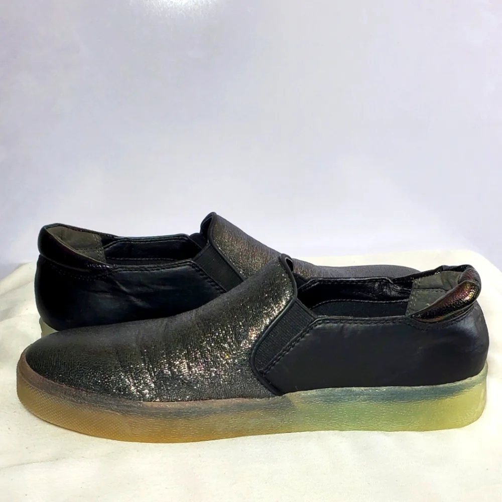 Sam Edelman size 7.5 Women's Slip on Sneakers